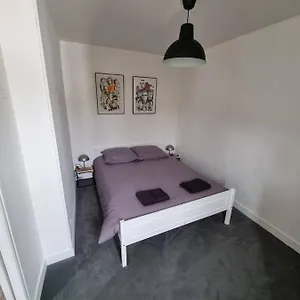 https://appartement-cinma-t2-lourdes.midi-pyreneeshotels.com